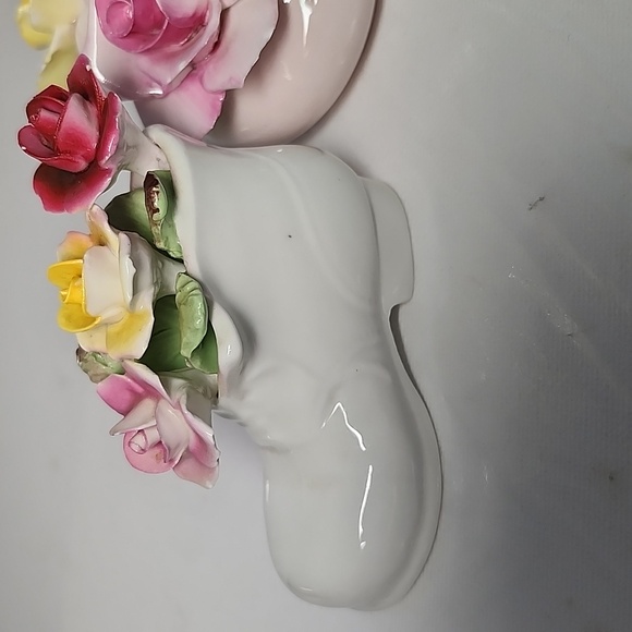 Vintage Floral Porcelain Shoe Figurines And Basket - Picture 2 of 7